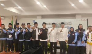Wagub Banten bersama Kakanwil Kemenag melepas jemaah haji Kota Tangerang Selatan