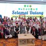 Kakanwil Kemenag Banten Nanang Fatchurochman bersama jemaah haji Kota Tangerang Selatan