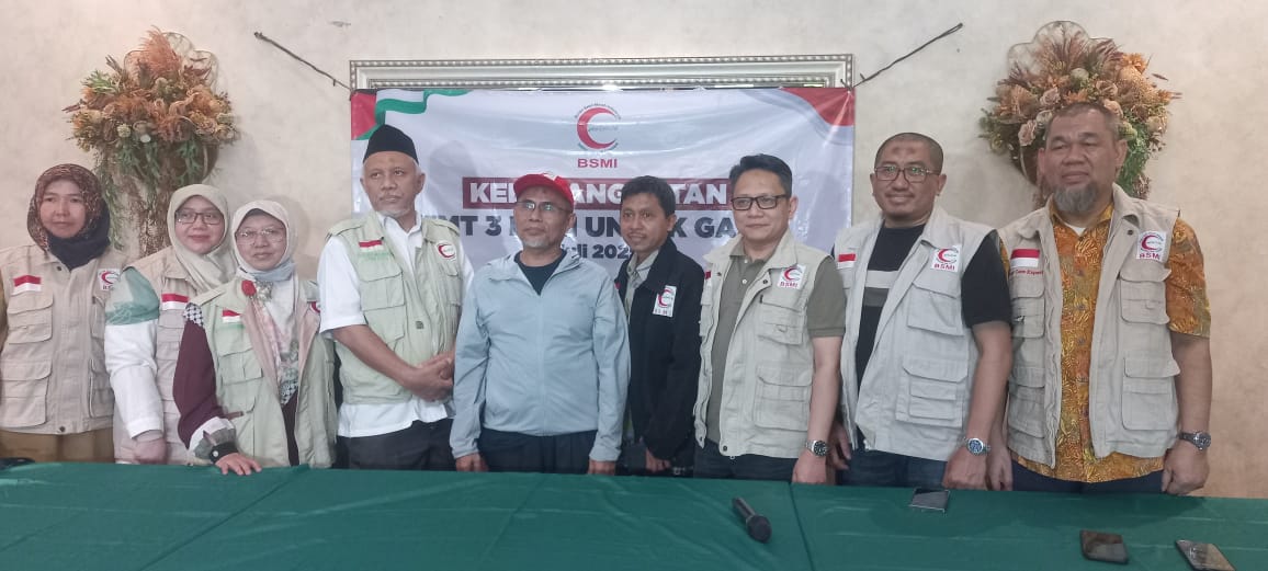Tim dokter yang akan diberangkatkan ke Gaza (Foto: BSMI)